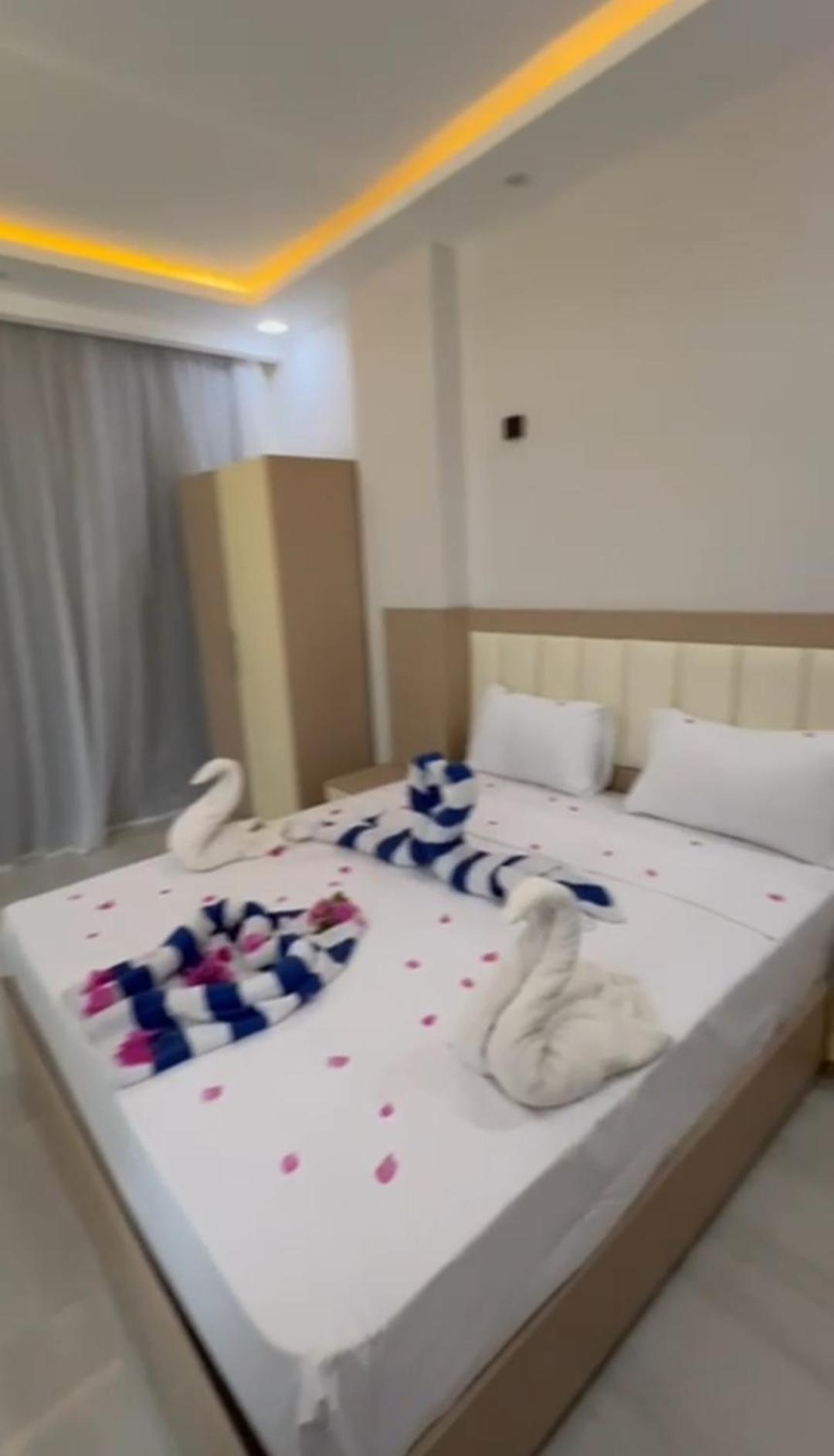 Aparthotel Lilyland & Waterpark 4*